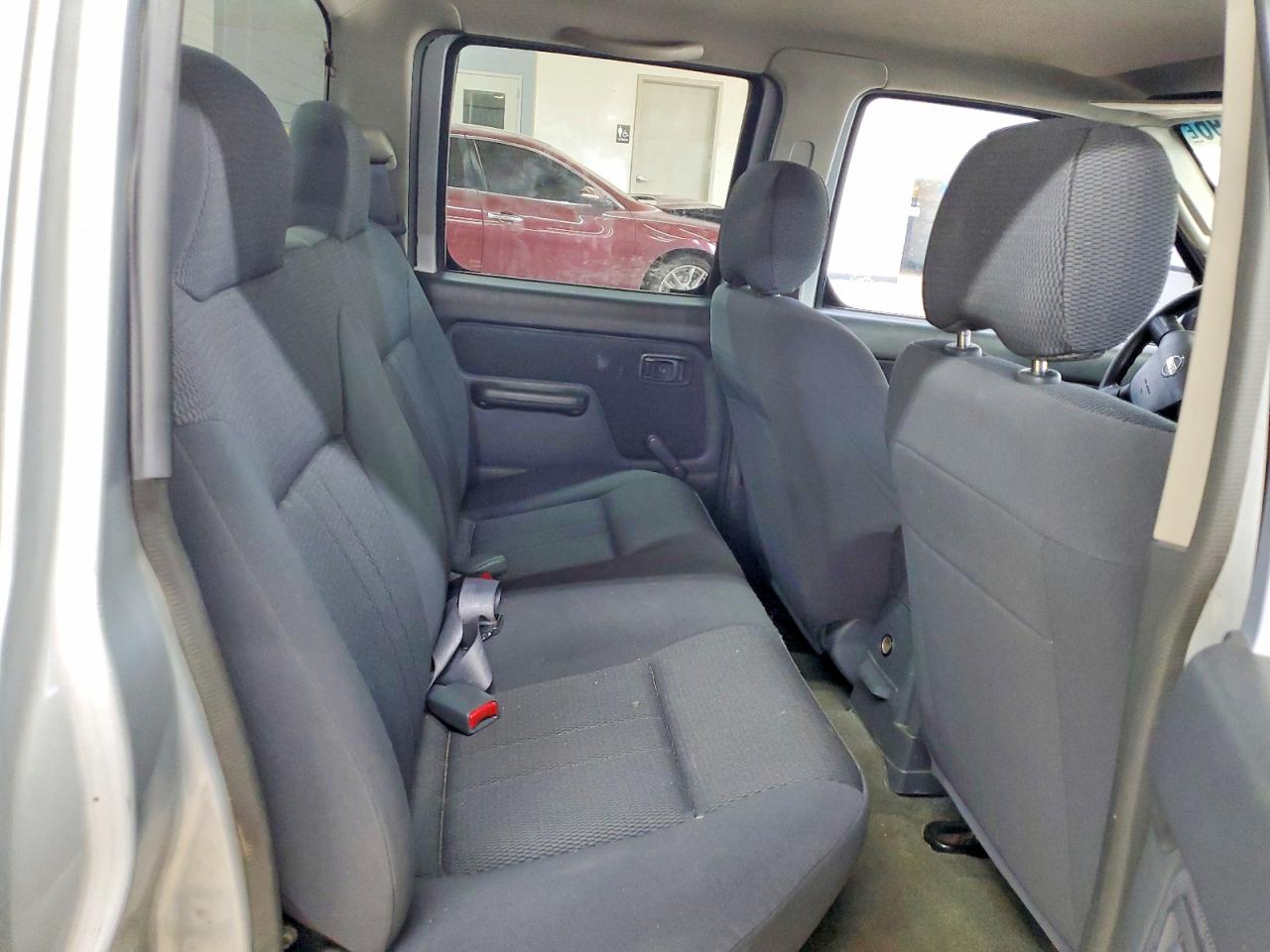 2002 NISSAN FRONTIER photo 10
