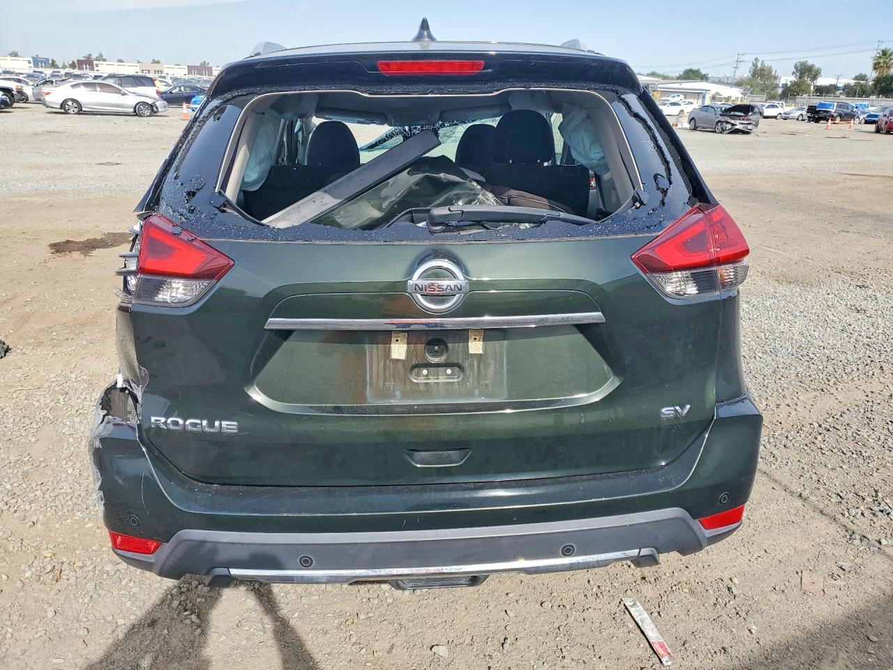 2020 NISSAN ROGUE SV photo 11