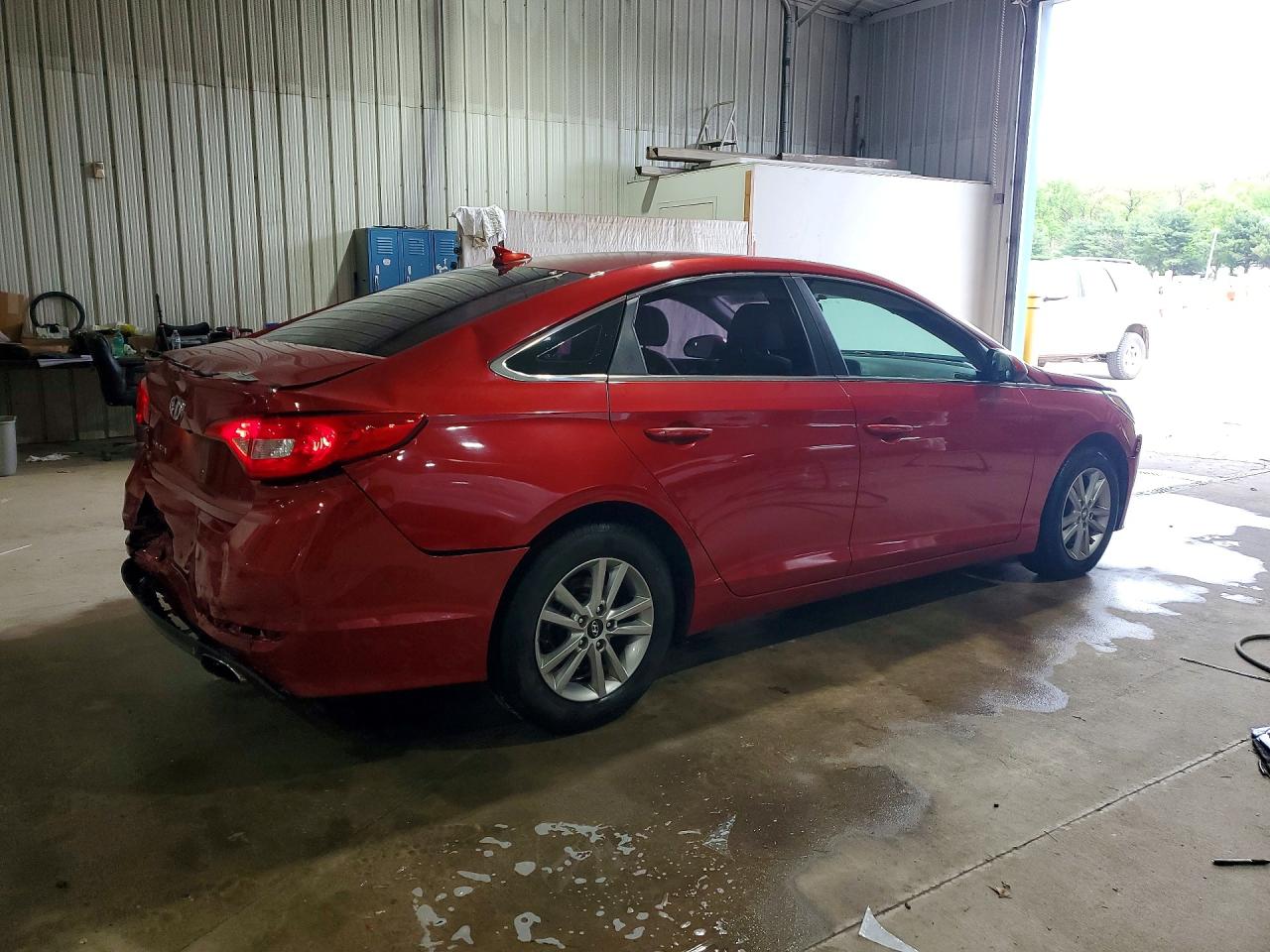 2017 HYUNDAI SONATA SE photo 5