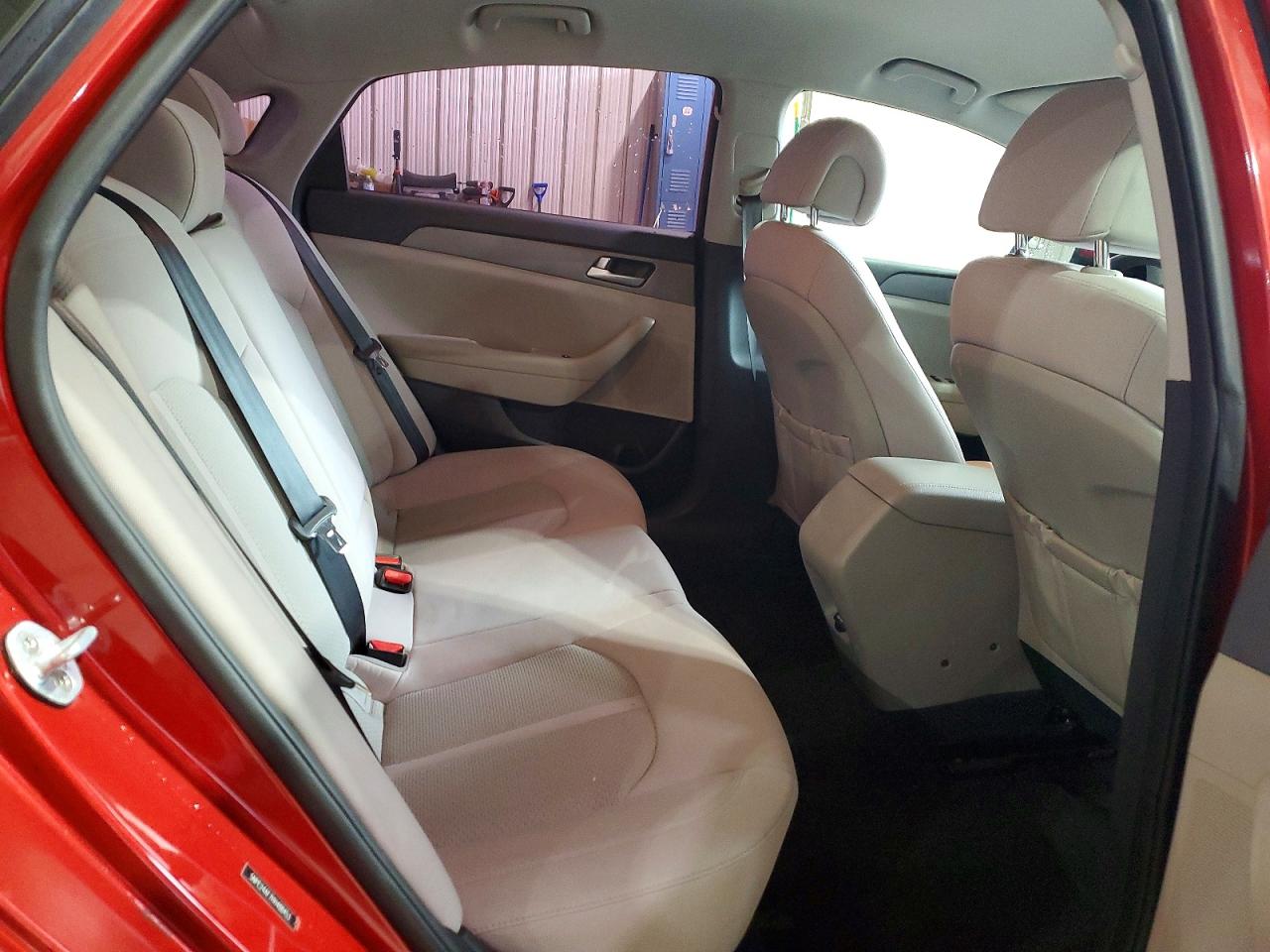 2017 HYUNDAI SONATA SE photo 19