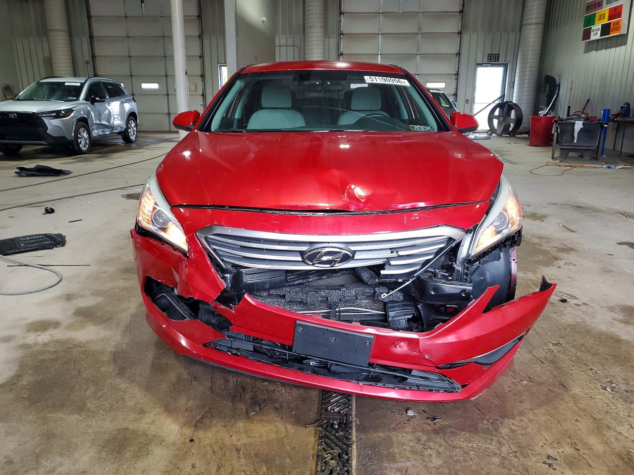 2017 HYUNDAI SONATA SE photo 9