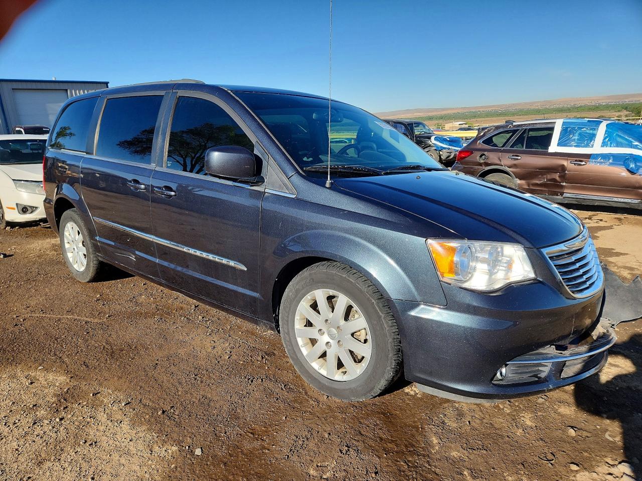 2013 CHRYSLER TOWN & COUNTRY TOURING photo 7
