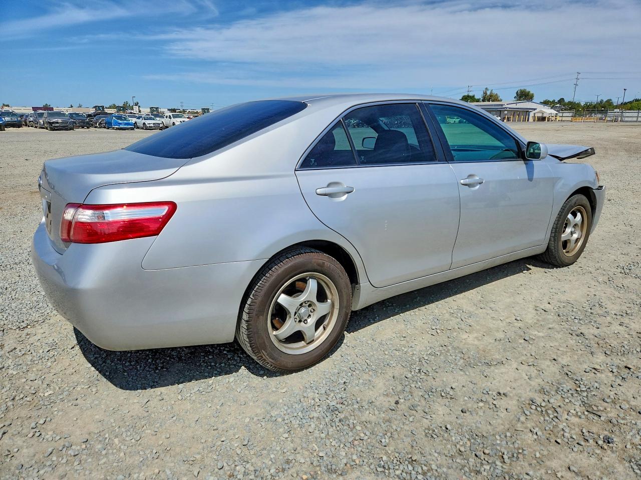 2009 TOYOTA CAMRY LE photo 7