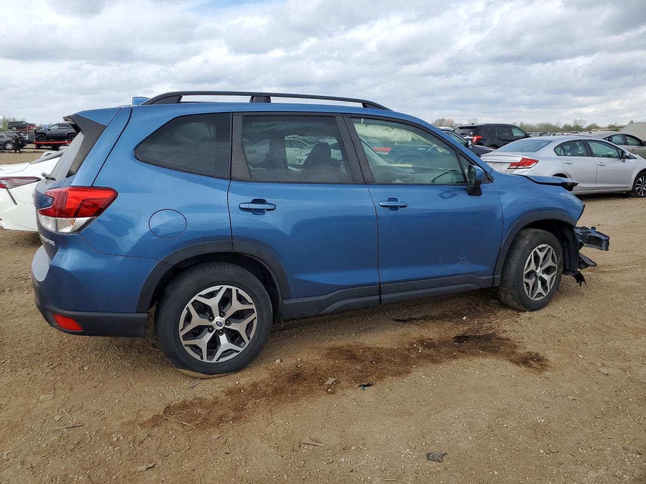 2021 SUBARU FORESTER PREMIUM photo 7