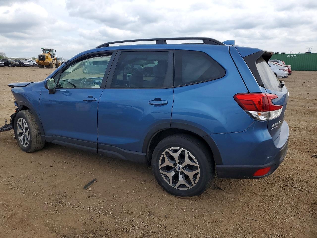2021 SUBARU FORESTER PREMIUM photo 4