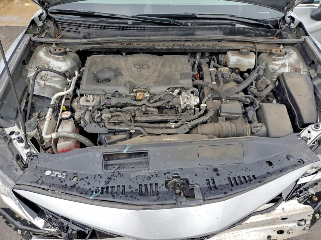 2022 TOYOTA CAMRY LE photo 11