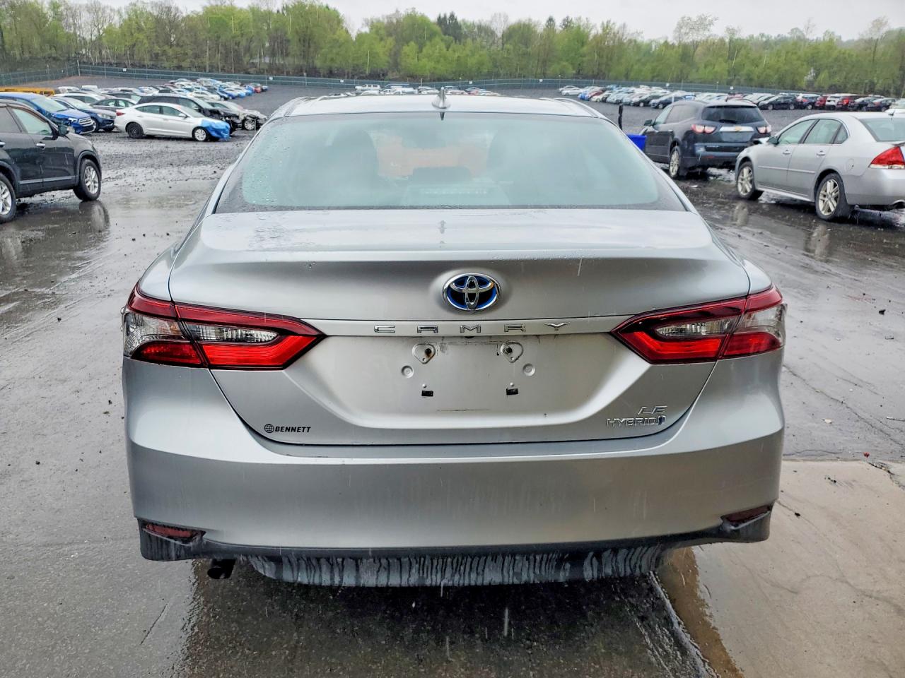 2022 TOYOTA CAMRY LE photo 6