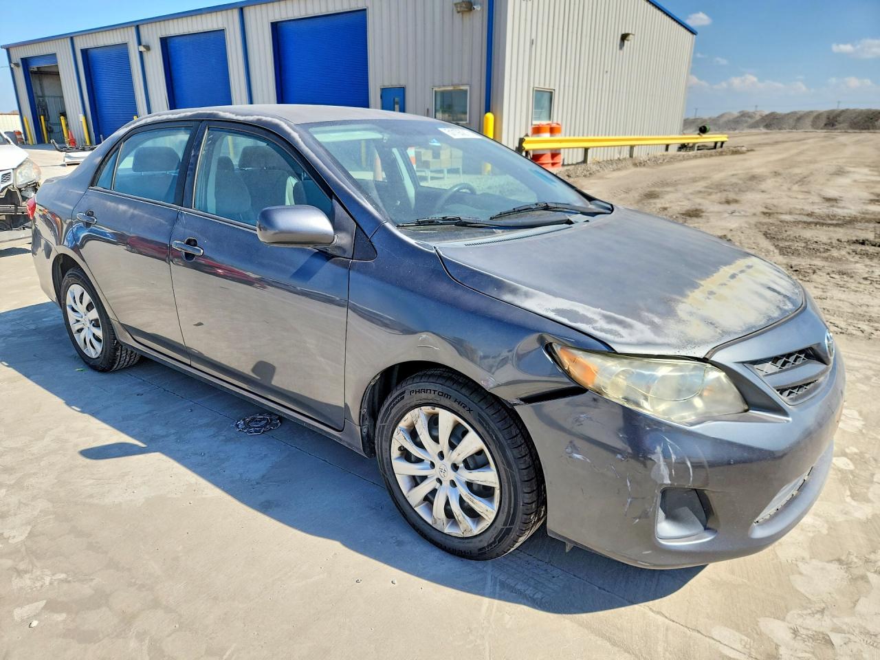 2012 TOYOTA COROLLA LE photo 10