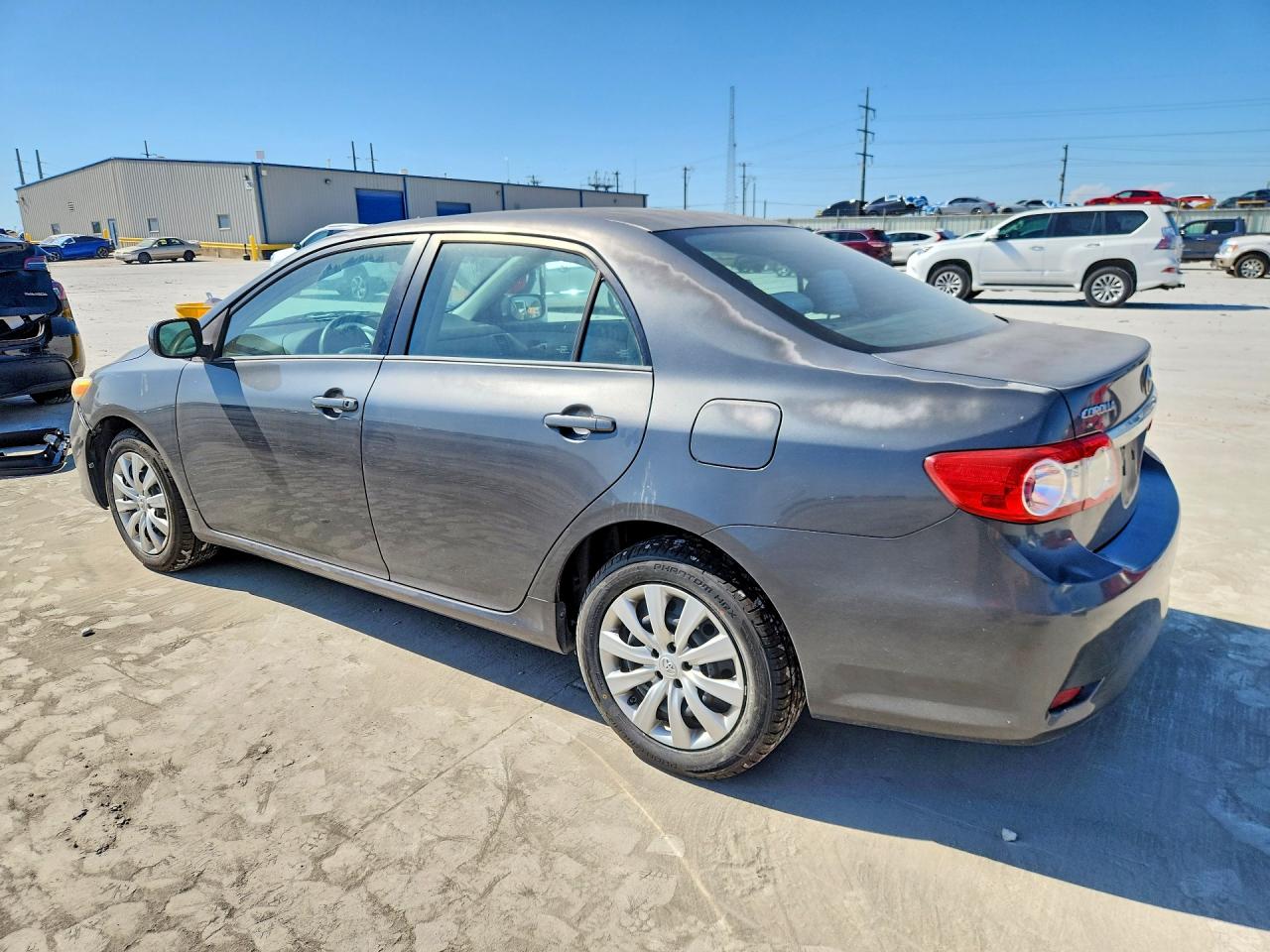 2012 TOYOTA COROLLA LE photo 4