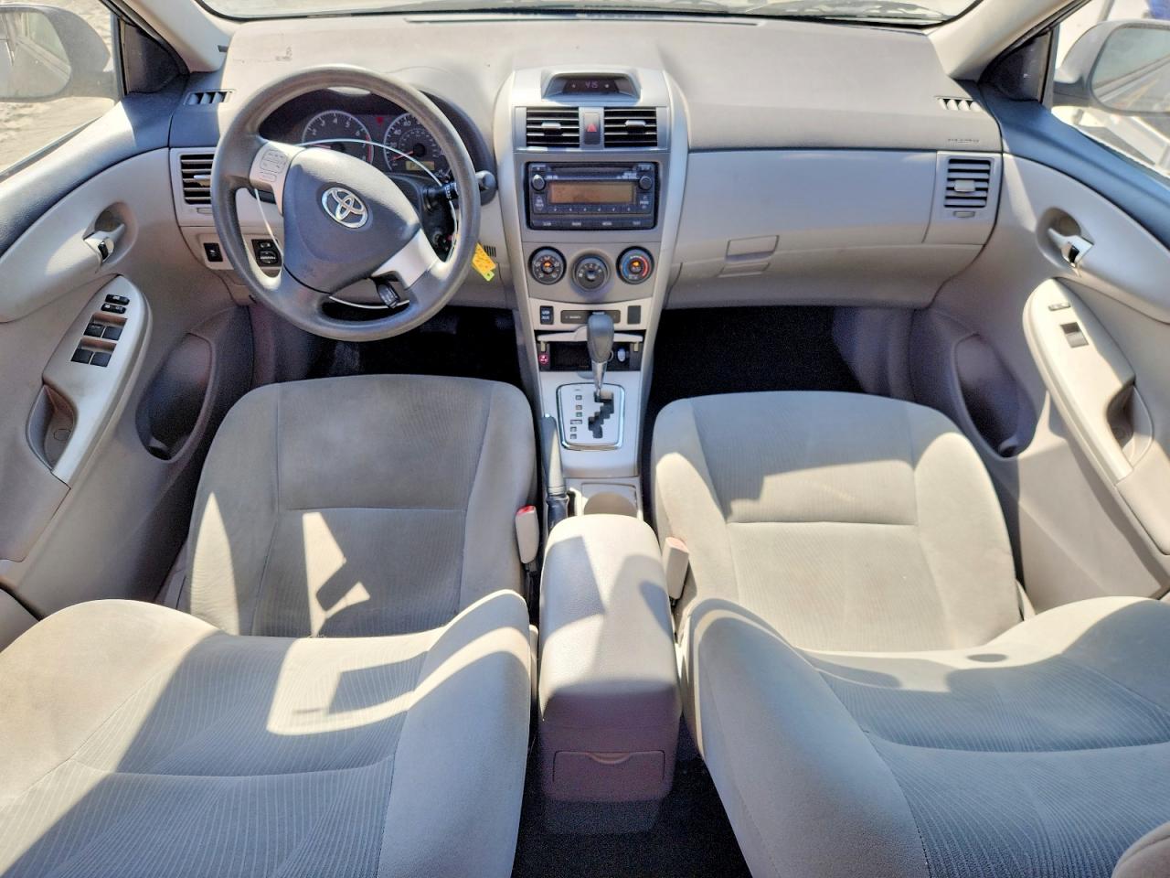 2012 TOYOTA COROLLA LE photo 22