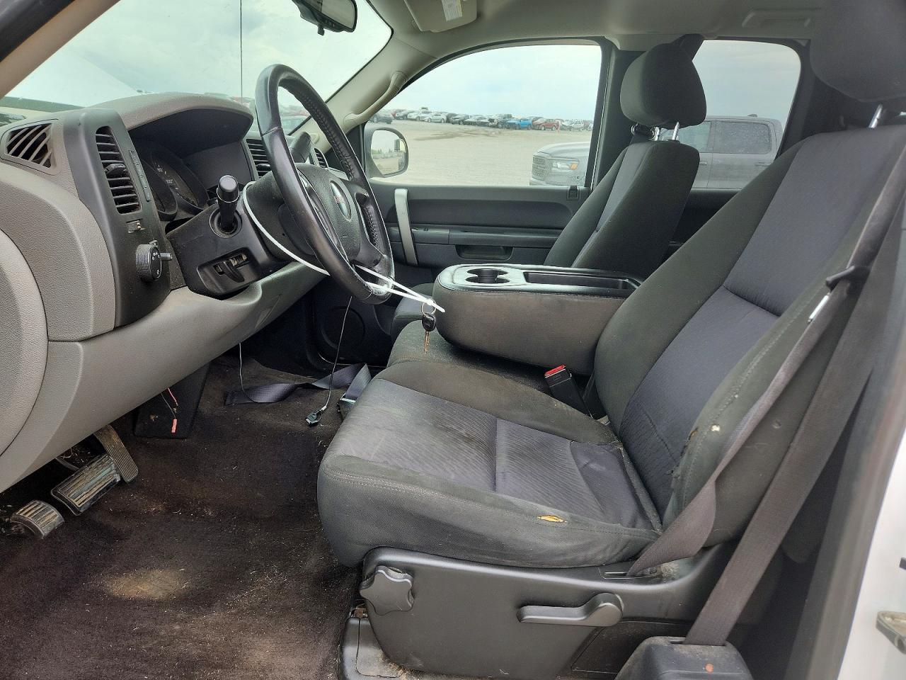2011 GMC SIERRA C1500 SL photo 7