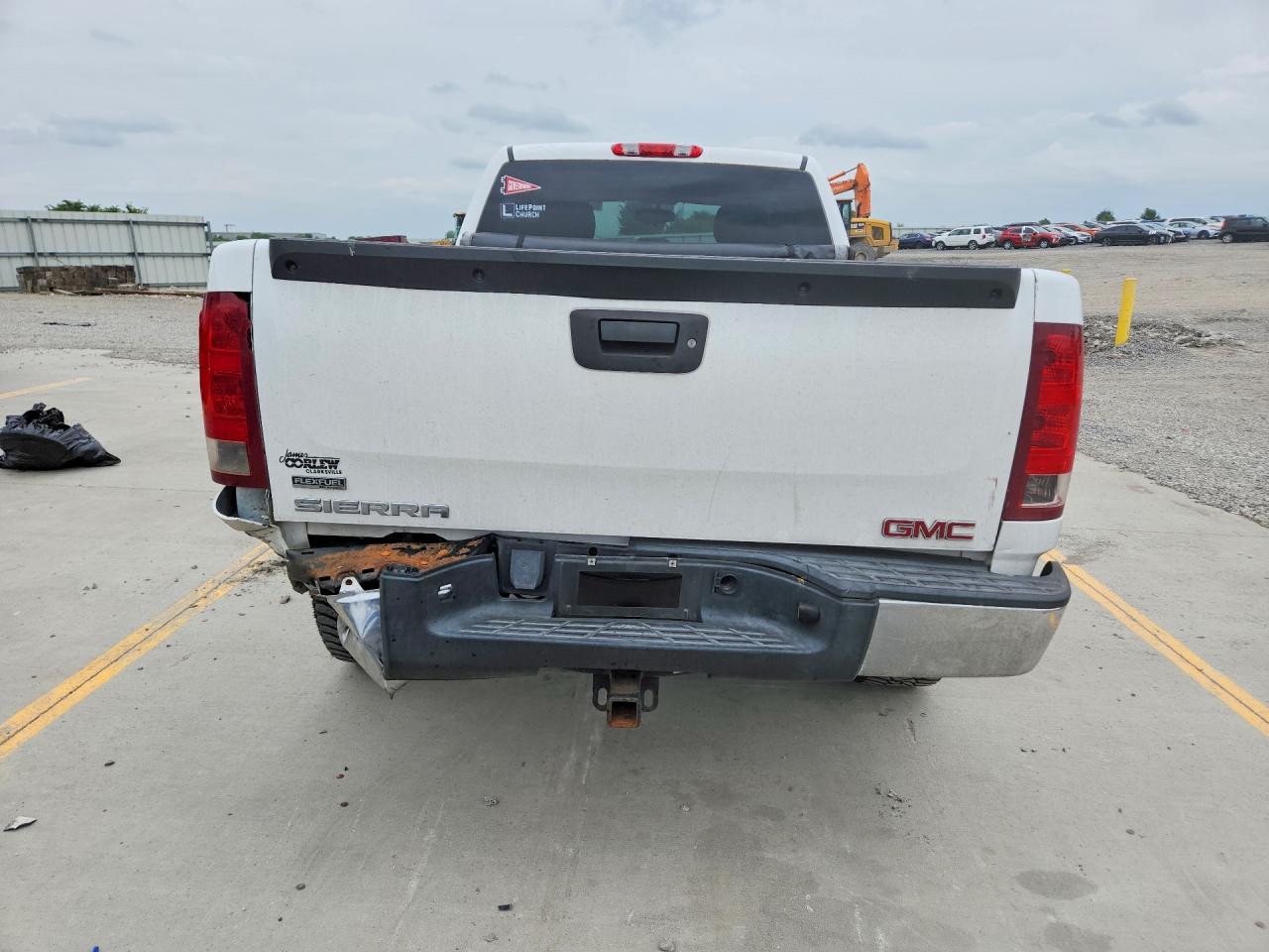 2011 GMC SIERRA C1500 SL photo 6