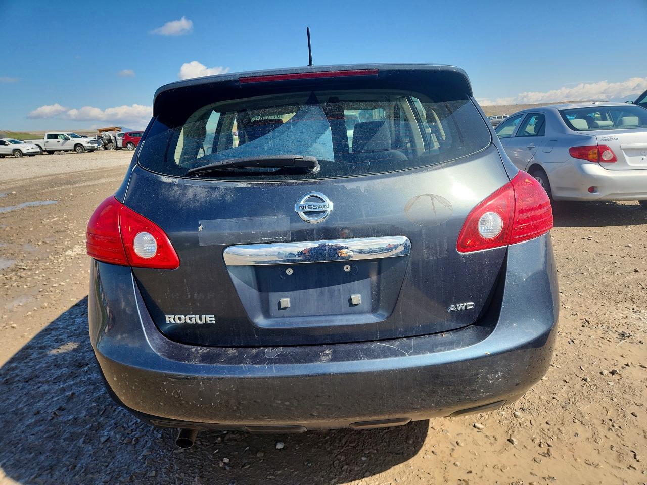 2013 NISSAN ROGUE S photo 16