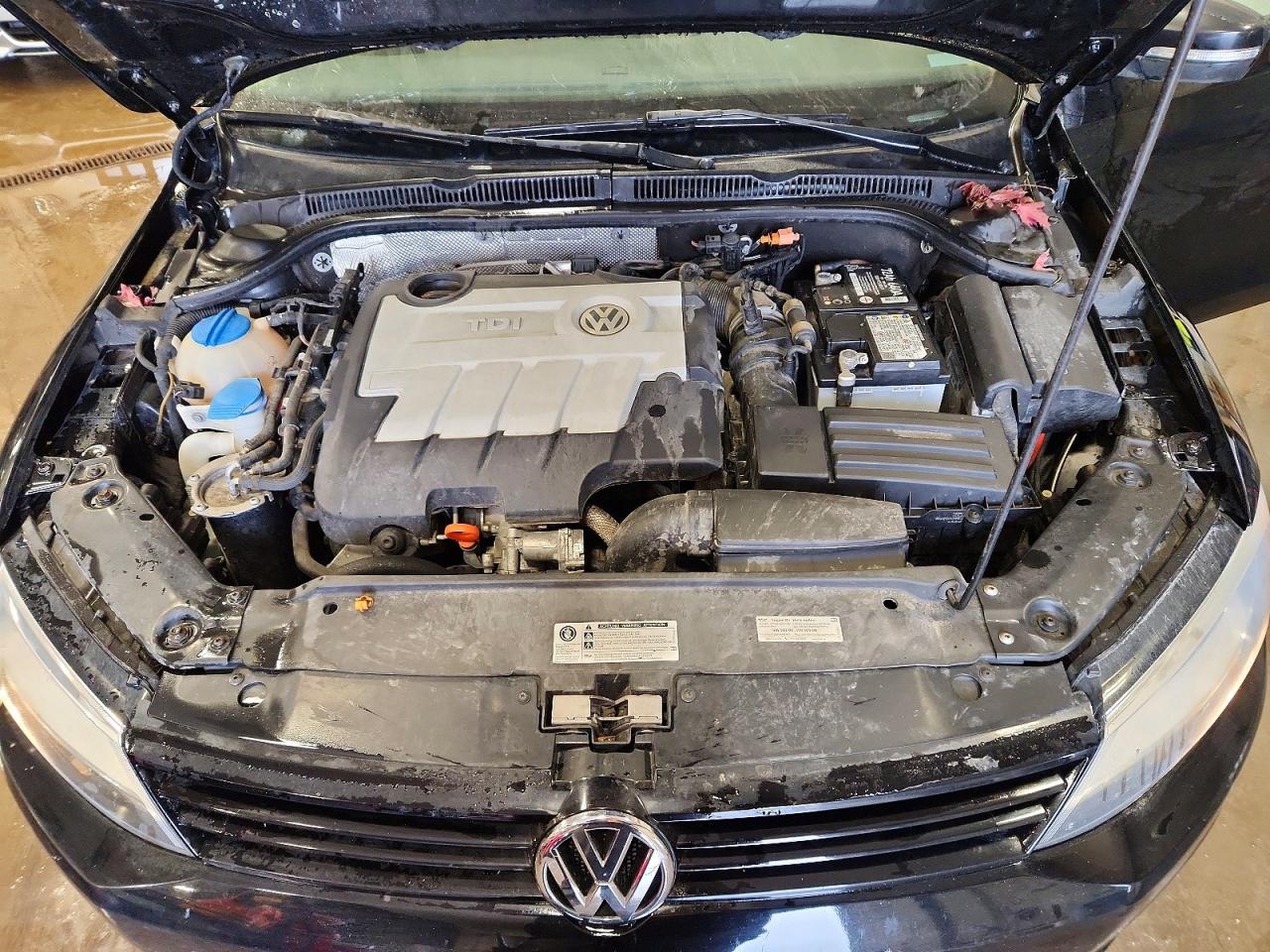 2013 VOLKSWAGEN JETTA TDI photo 21