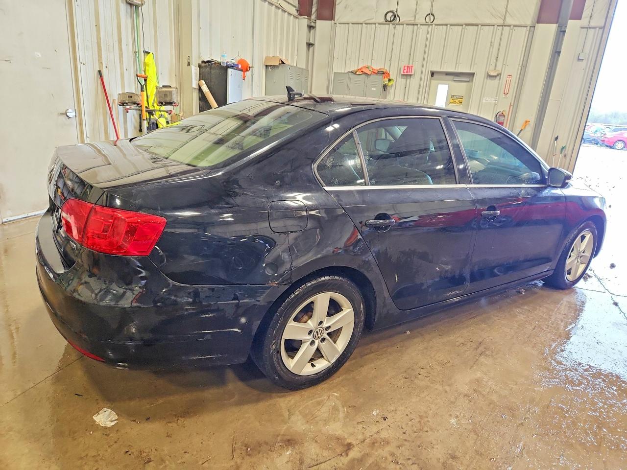 2013 VOLKSWAGEN JETTA TDI photo 5