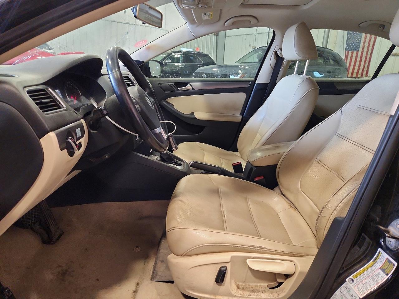2013 VOLKSWAGEN JETTA TDI photo 13