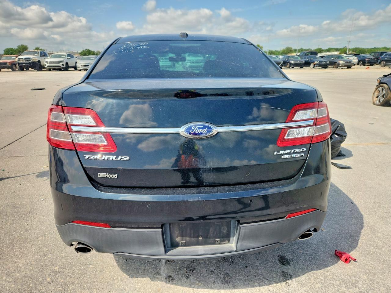 2014 FORD TAURUS LIMITED photo 16