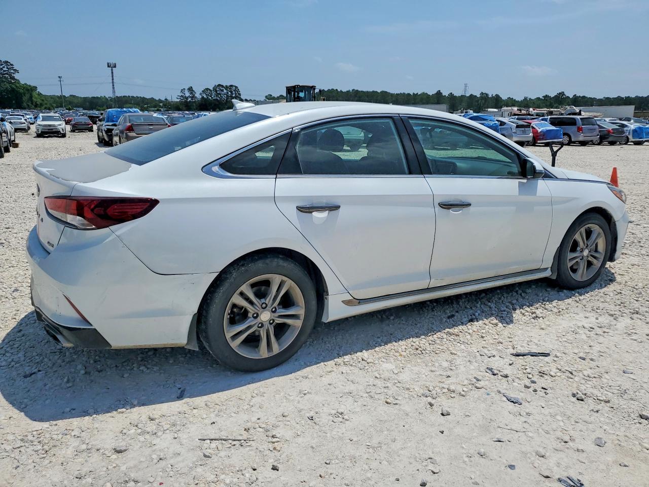 2018 HYUNDAI SONATA SPORT photo 3