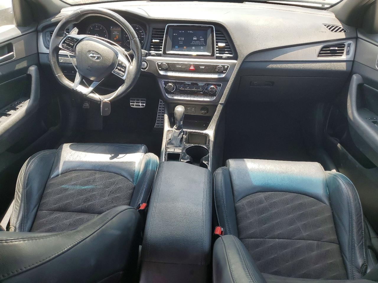 2018 HYUNDAI SONATA SPORT photo 8