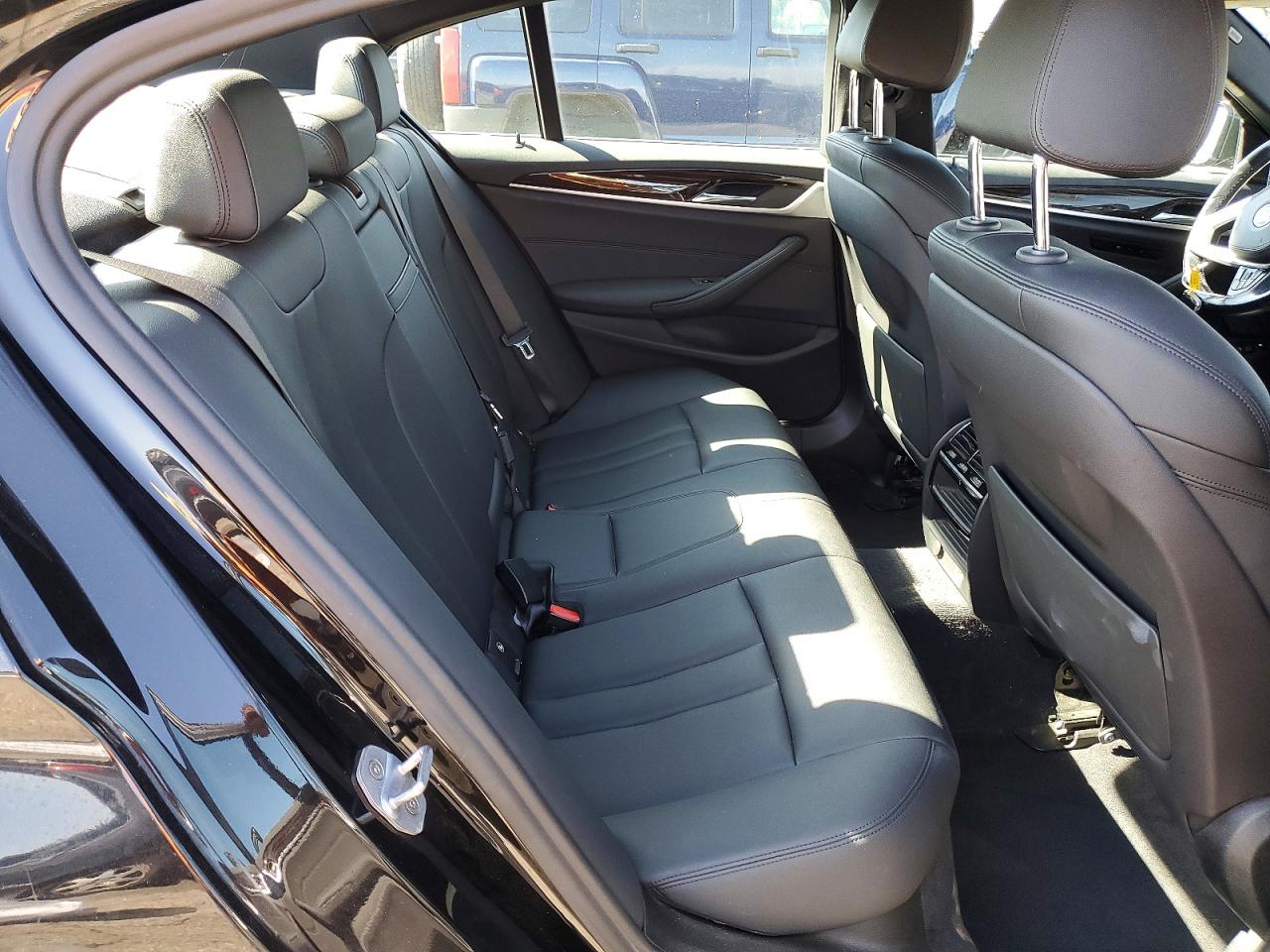 2019 BMW 530E photo 19