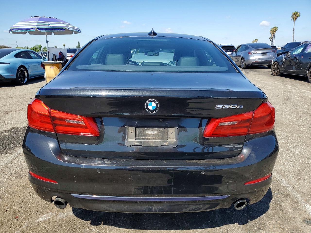 2019 BMW 530E photo 11