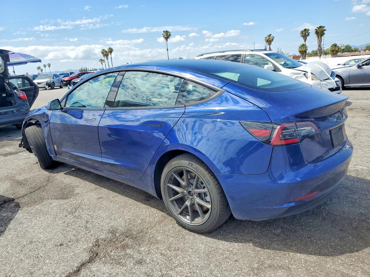2022 TESLA MODEL 3 photo 4