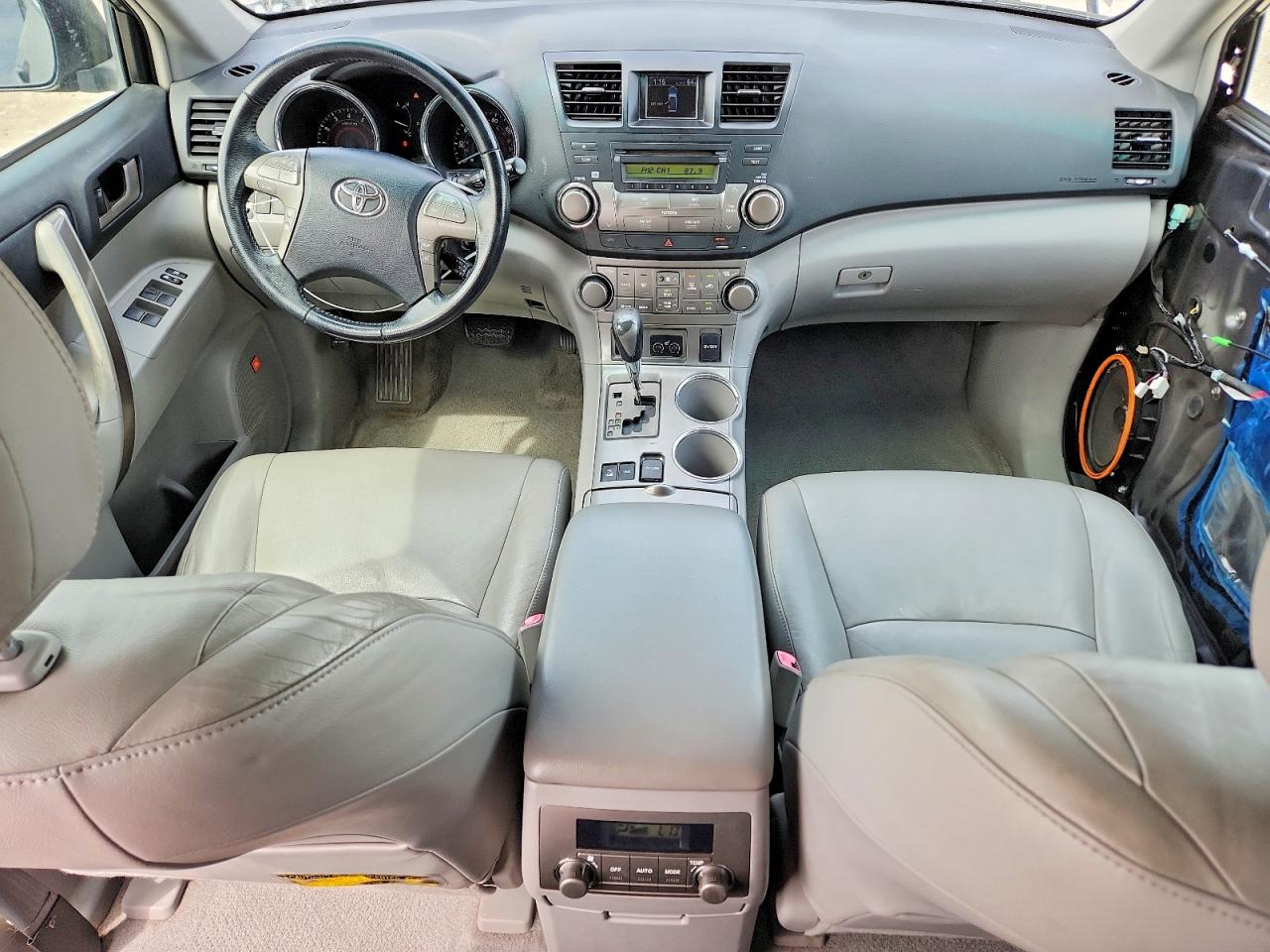 2008 TOYOTA HIGHLANDER SPORT photo 22