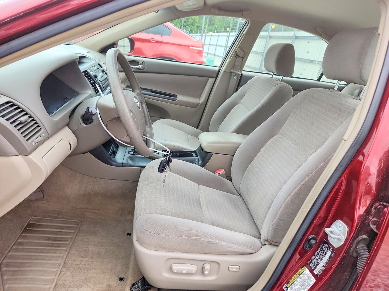 2006 TOYOTA CAMRY LE photo 19