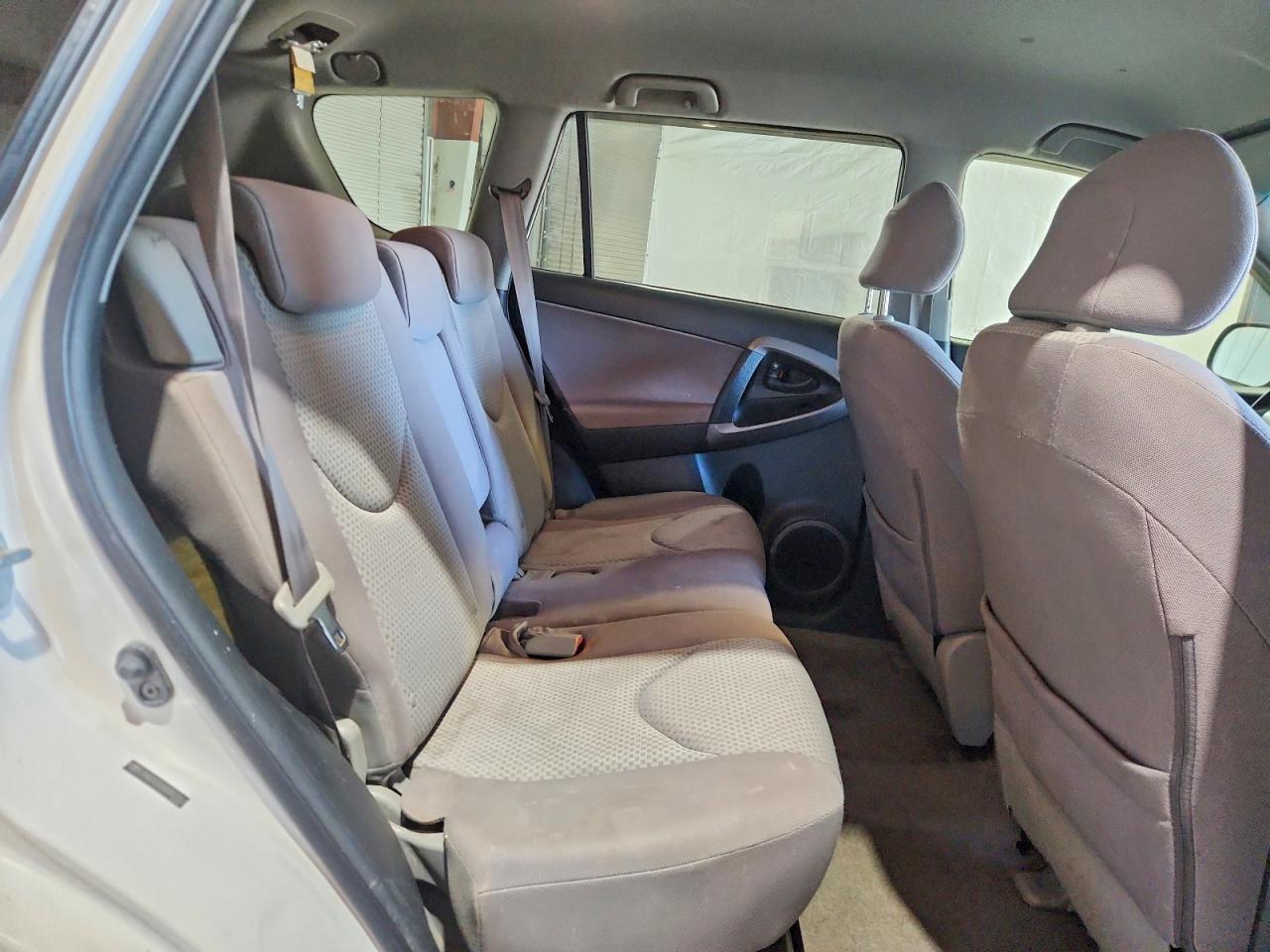2006 TOYOTA RAV4 BASE photo 31