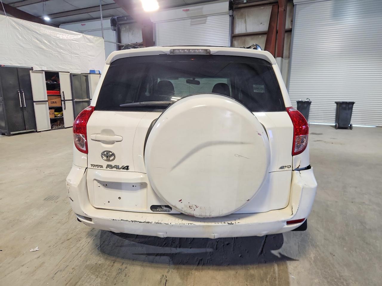 2006 TOYOTA RAV4 BASE photo 16