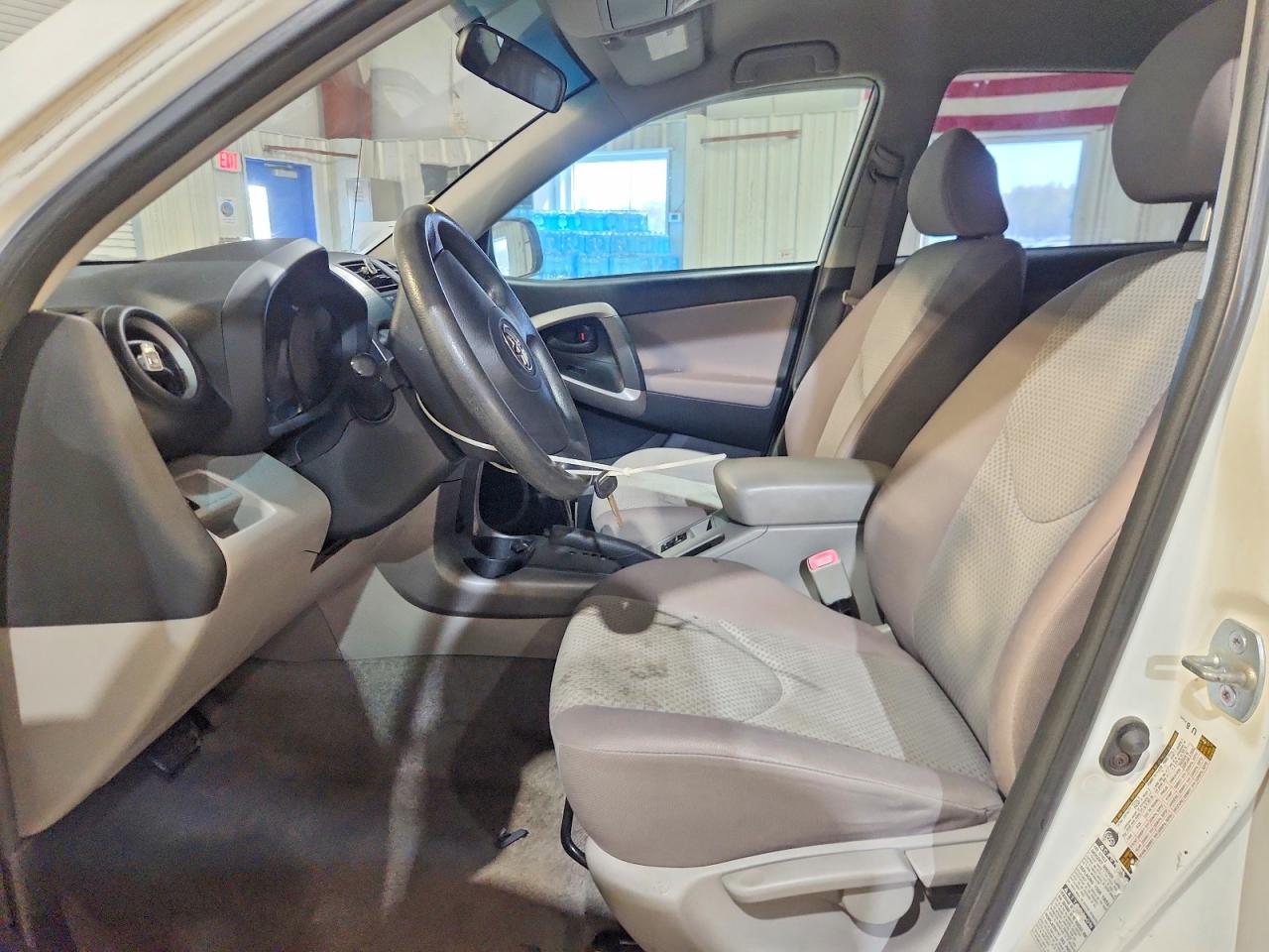 2006 TOYOTA RAV4 BASE photo 19