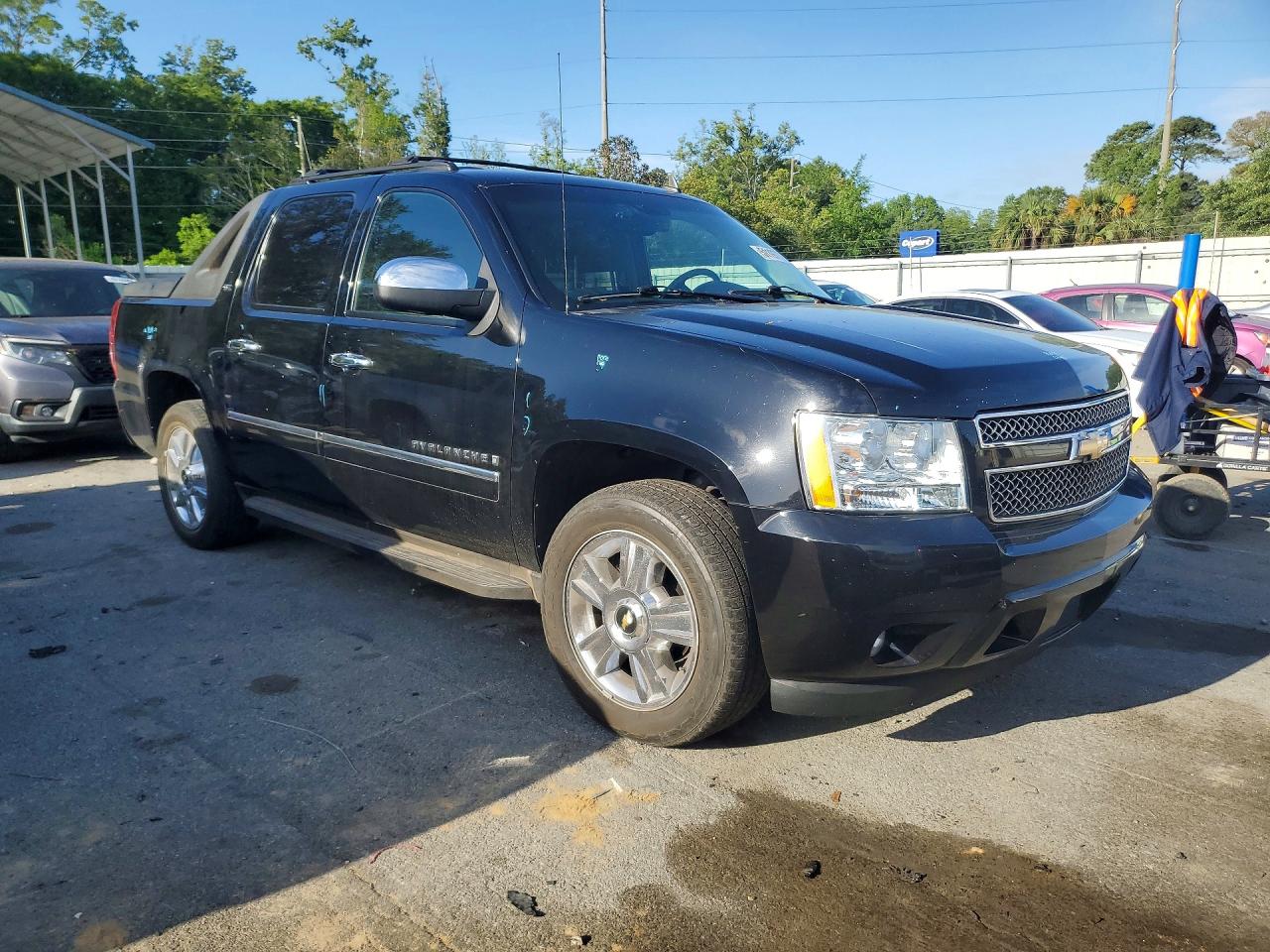 2009 CHEVROLET AVALANCHE C1500 LTZ photo 10