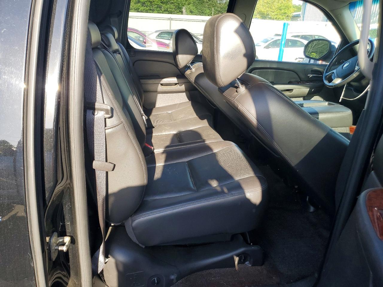2009 CHEVROLET AVALANCHE C1500 LTZ photo 28