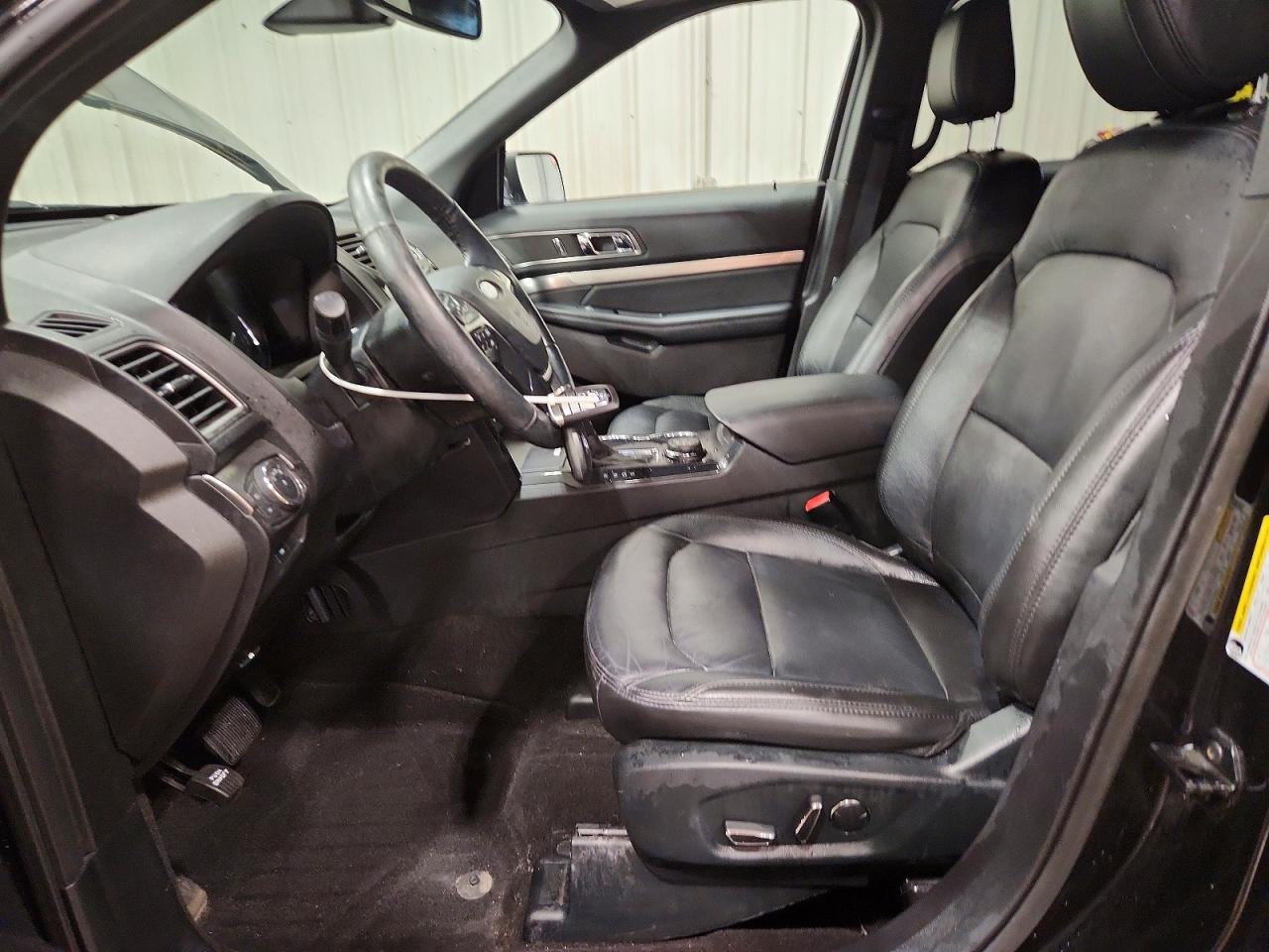 2018 FORD EXPLORER XLT photo 13