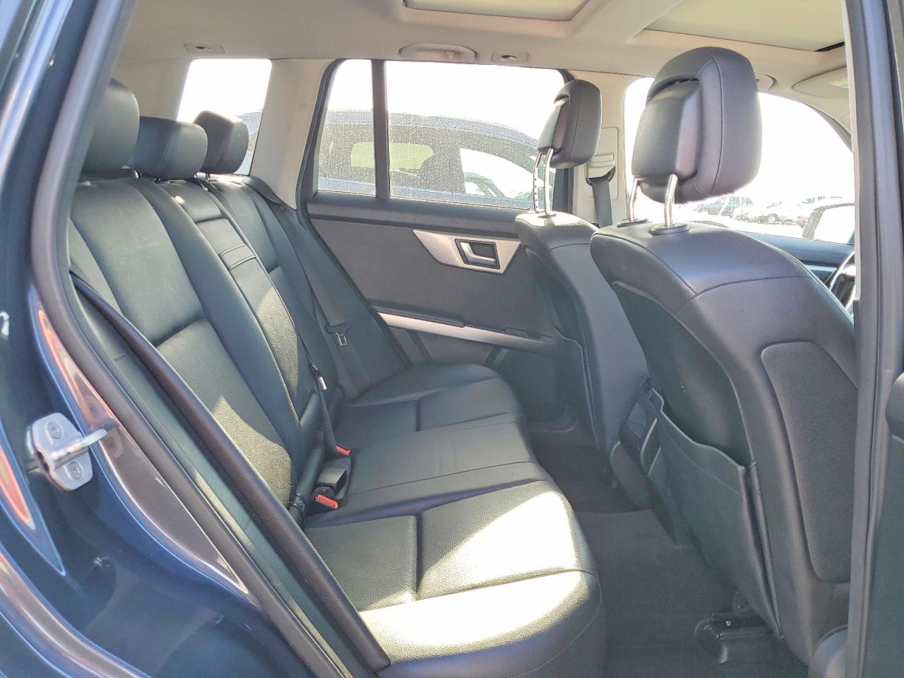 2015 MERCEDES-BENZ GLK 350 4MATIC photo 21
