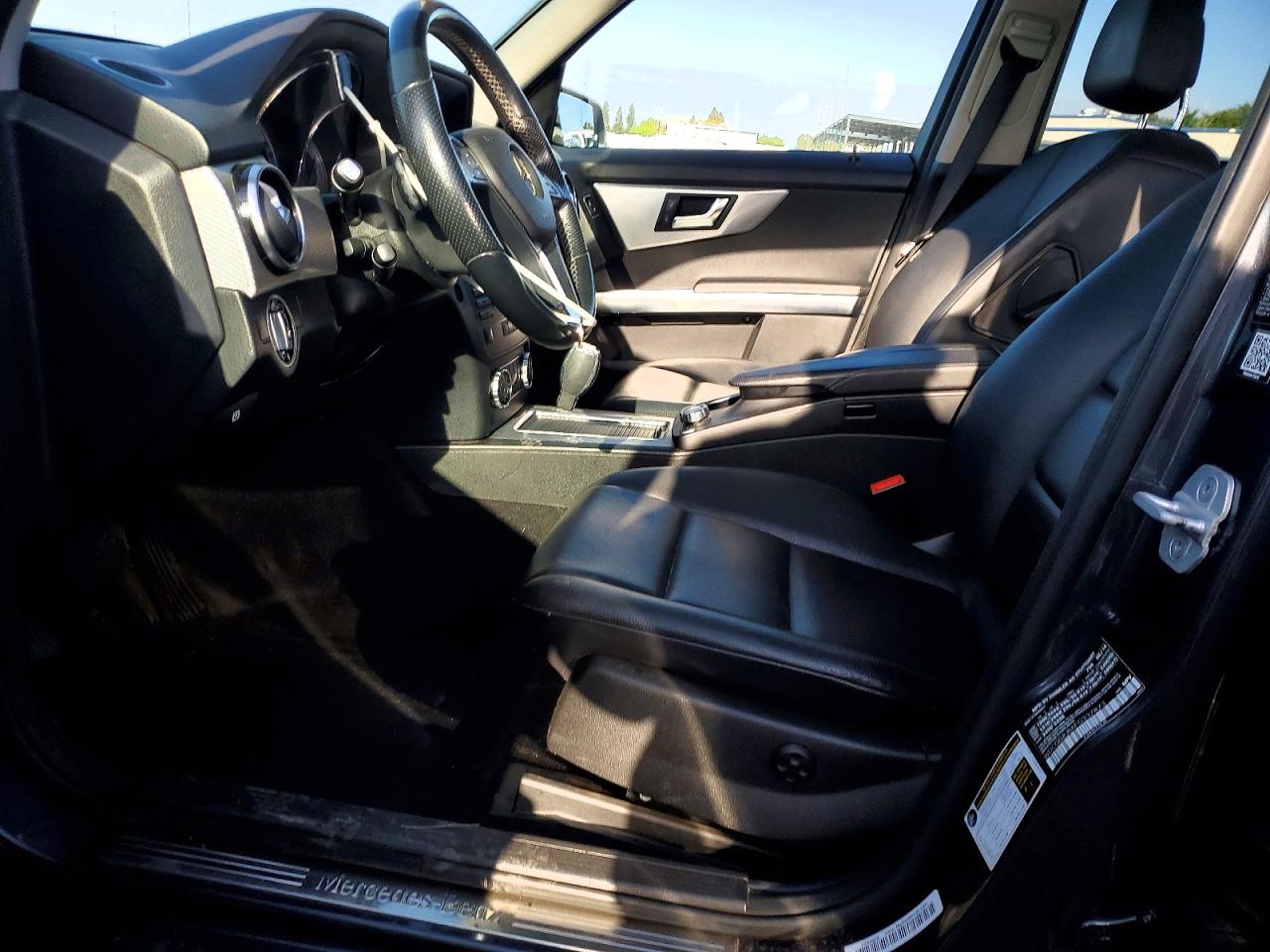 2015 MERCEDES-BENZ GLK 350 4MATIC photo 13