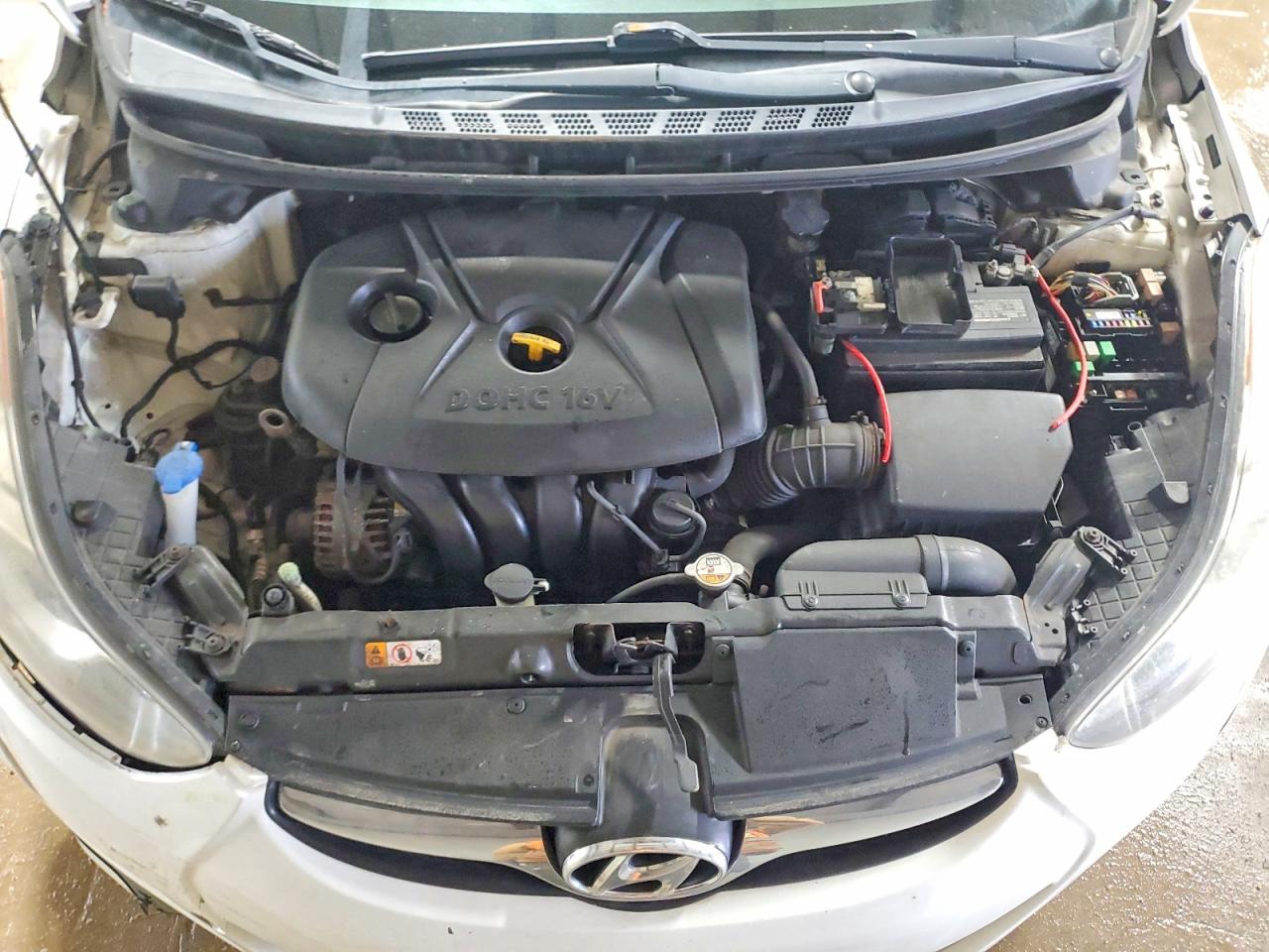 2013 HYUNDAI ELANTRA GLS photo 31