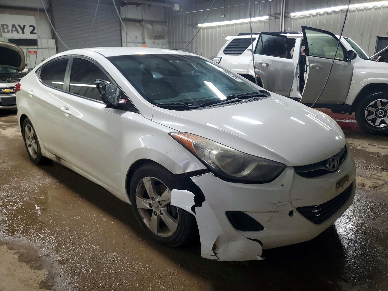 2013 HYUNDAI ELANTRA GLS photo 10