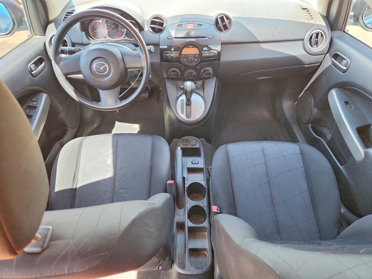 2012 MAZDA MAZDA2 photo 15