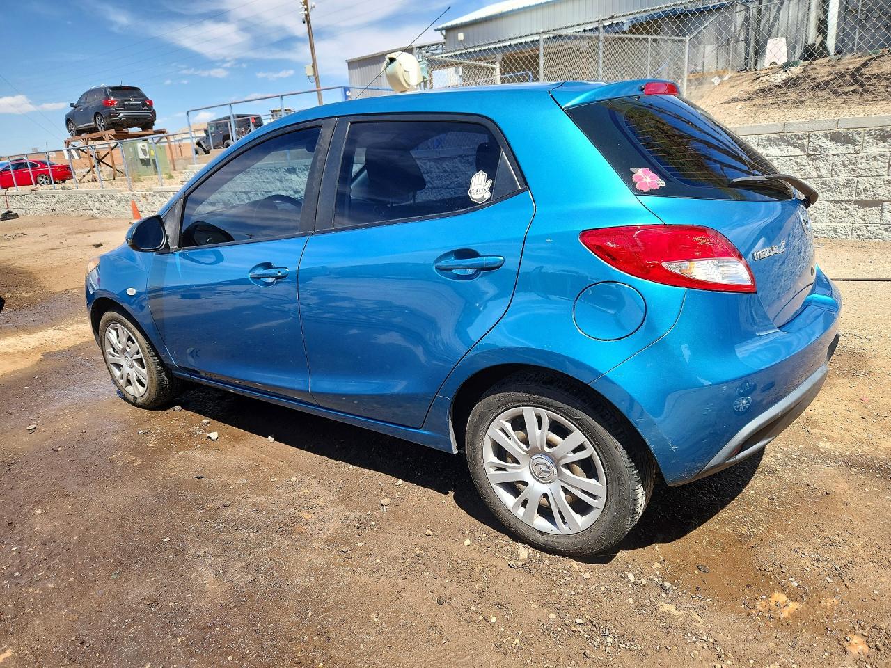 2012 MAZDA MAZDA2 photo 3