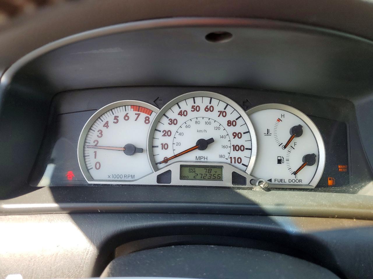 2005 TOYOTA COROLLA S photo 17