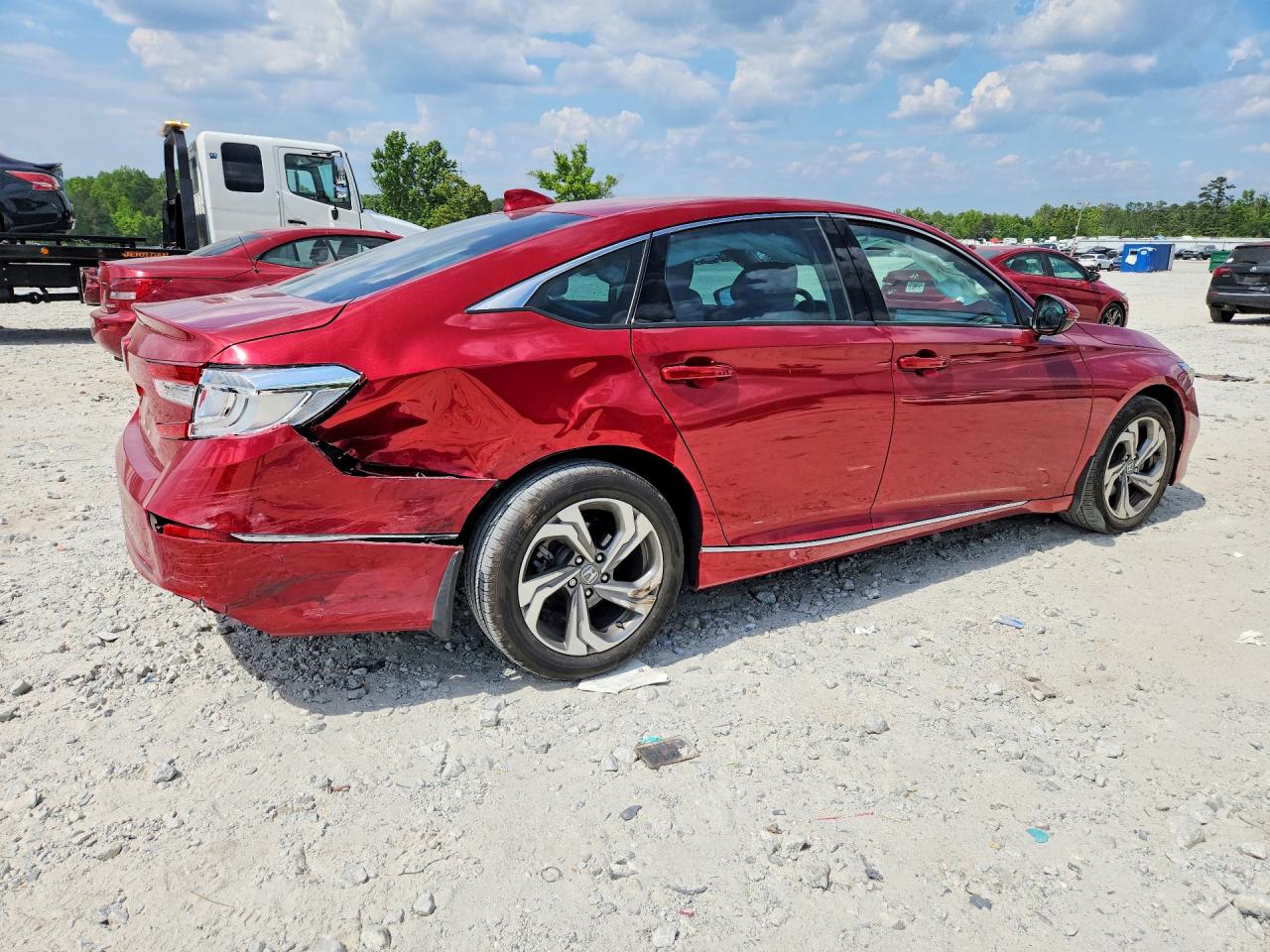 2018 HONDA ACCORD photo 7