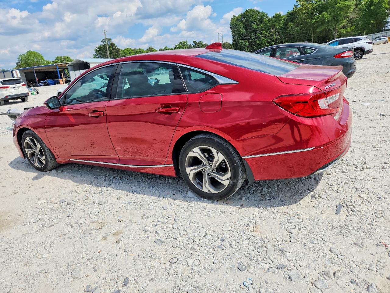 2018 HONDA ACCORD photo 4