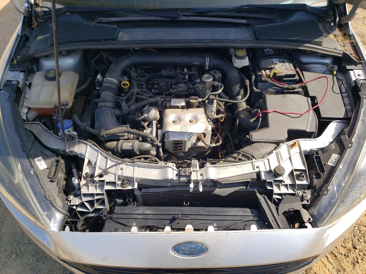 2018 FORD FOCUS SE photo 21