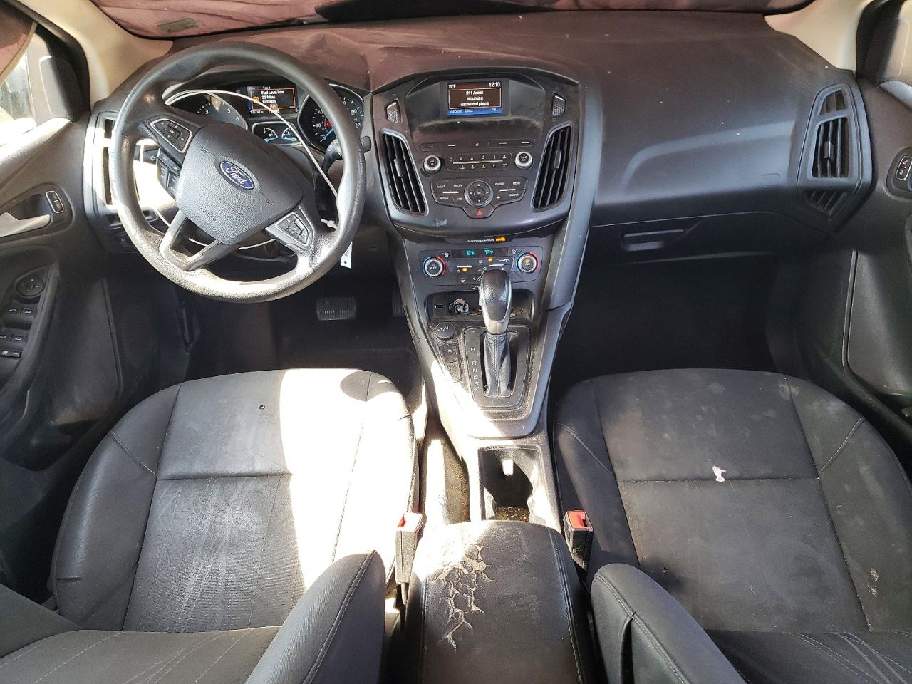 2018 FORD FOCUS SE photo 15