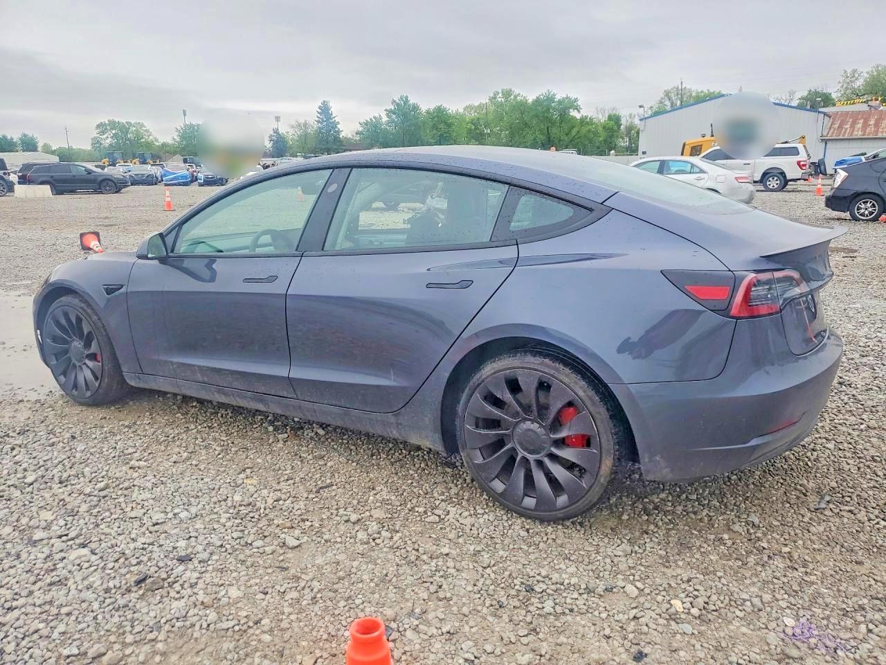 2023 TESLA MODEL 3 photo 2