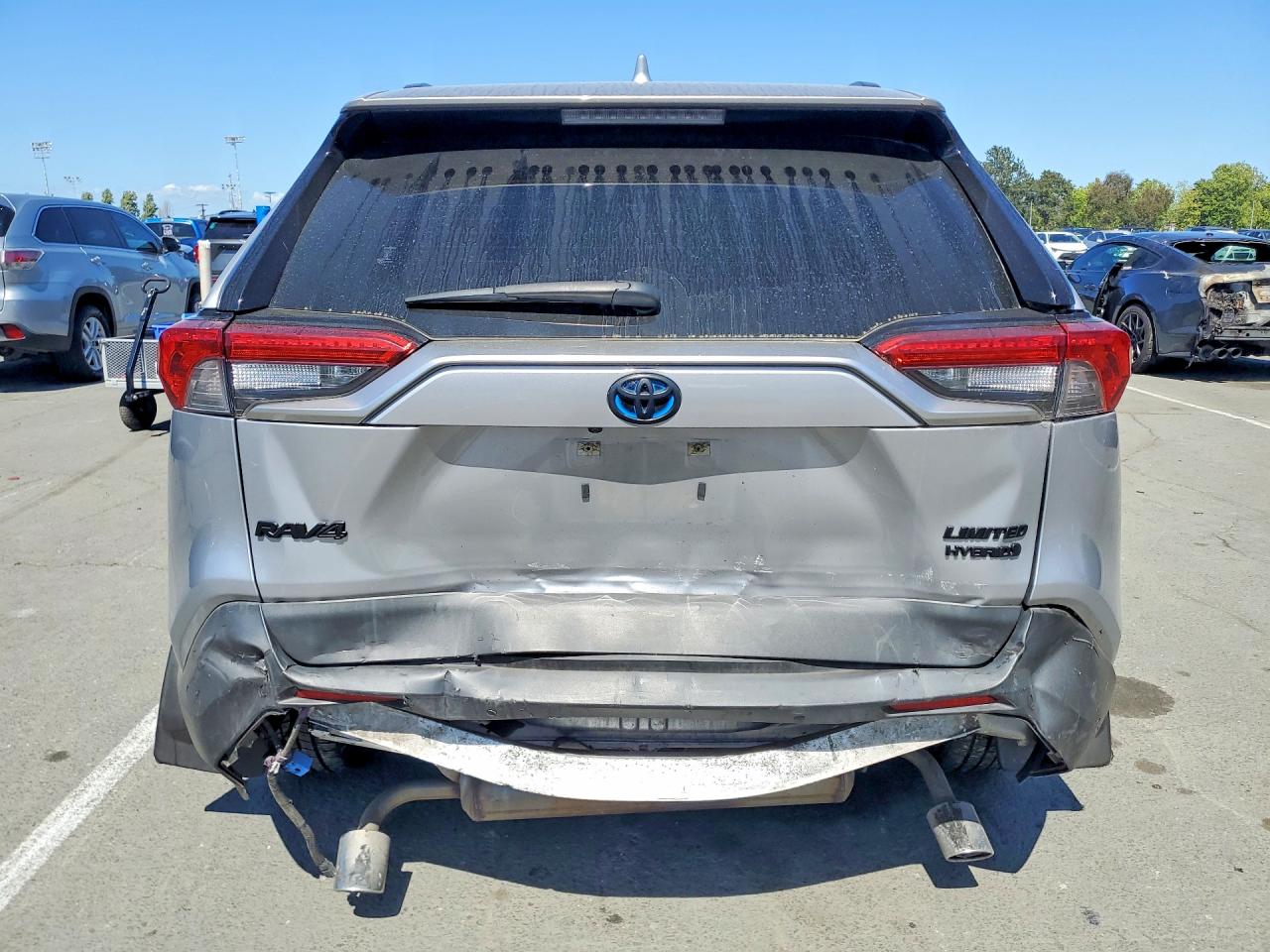 2019 TOYOTA RAV4 LIMITED photo 11