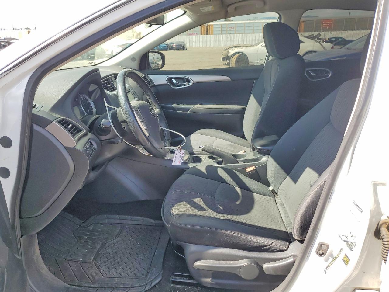 2015 NISSAN SENTRA SV photo 13