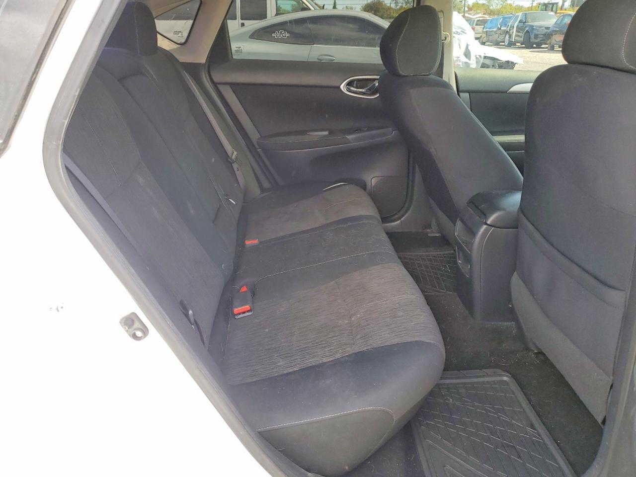 2015 NISSAN SENTRA SV photo 19