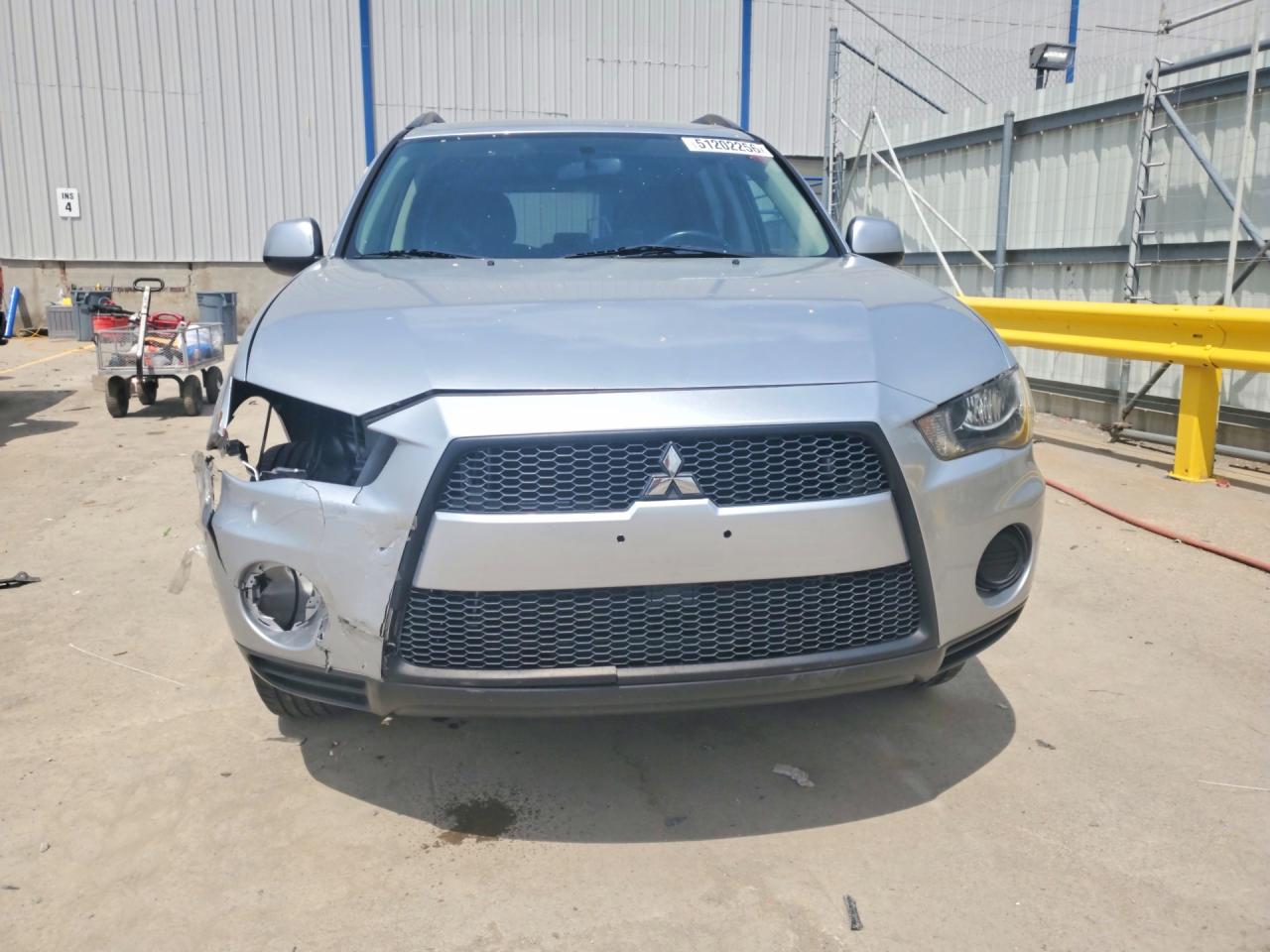 2013 MITSUBISHI OUTLANDER ES photo 13